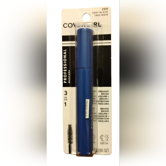 Covergirl Mascara, Eyeliner  Makeup Bundle - Picture 5 of 9